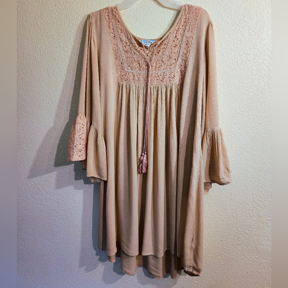 Textured Flowing Boho Dress - Medium - Mesh Lace contrasts